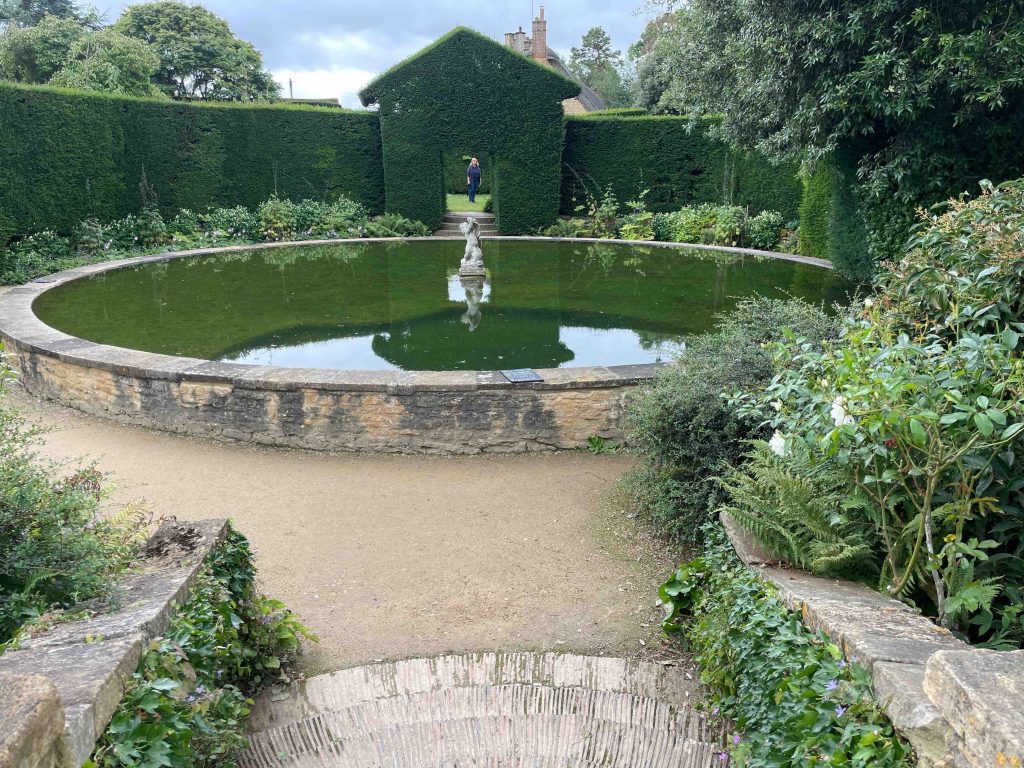 The round swimming pond